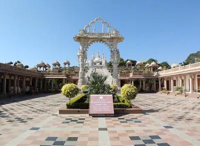 Unleash Your Adventurous Spirit with Epic Temple Trekking in RS3